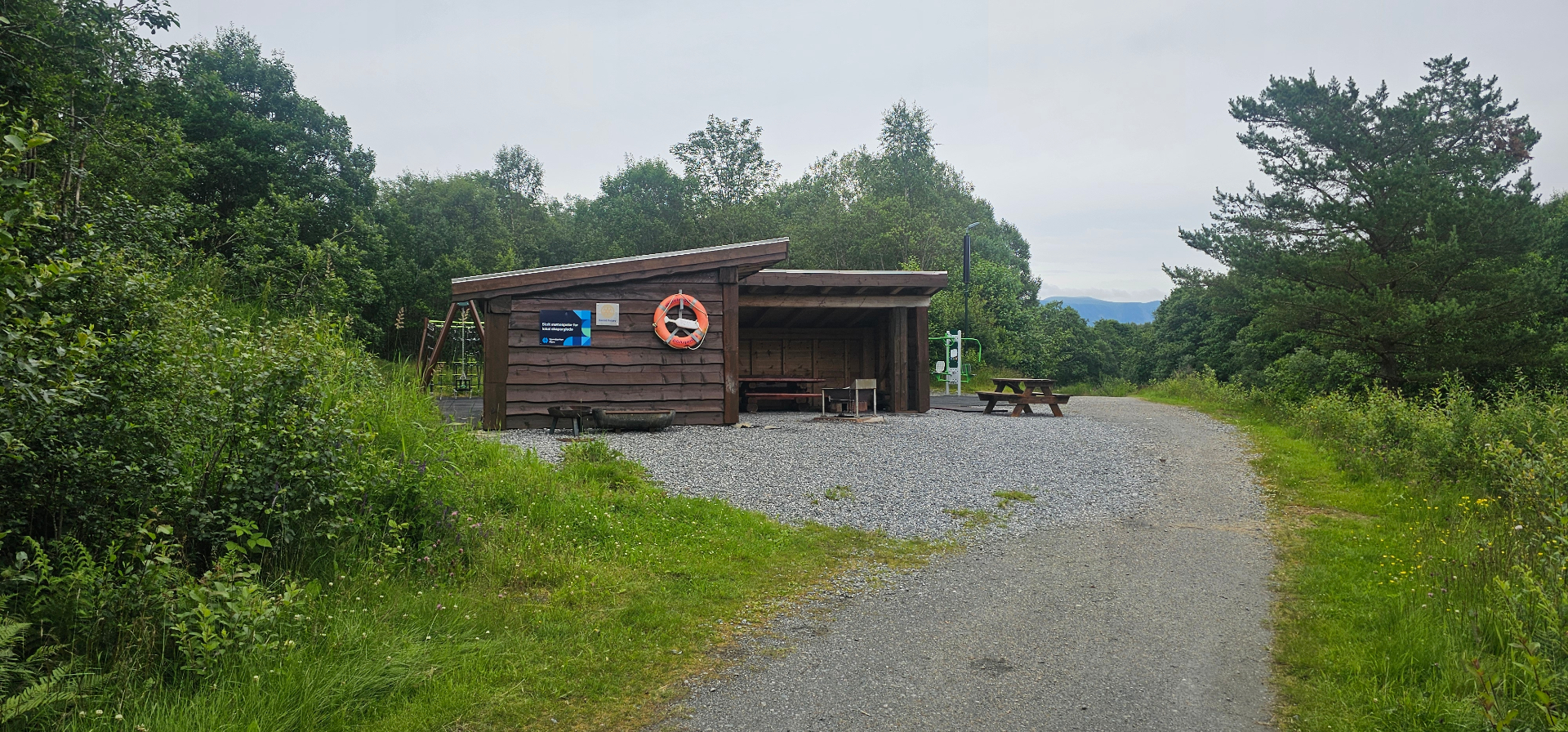 Shelter and rest stop on Rotarystien